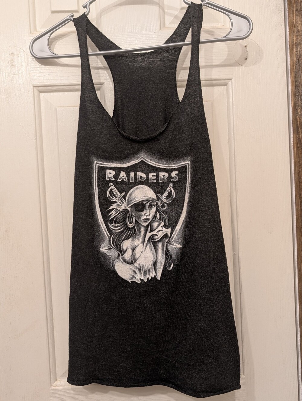 Las Vegas Raiders Pirate Girl Black & White Heather Women's Tank Top Size Small